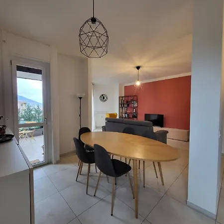 Azzurra Apartment *